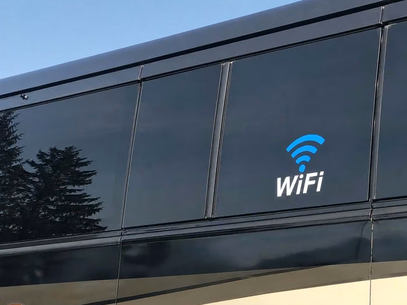 bell 18 passenger minibus wifi