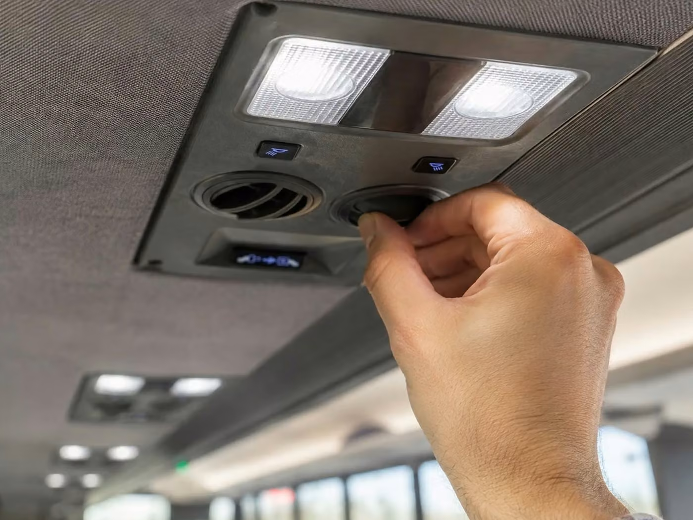 bell 20 passenger minibus air conditioning
