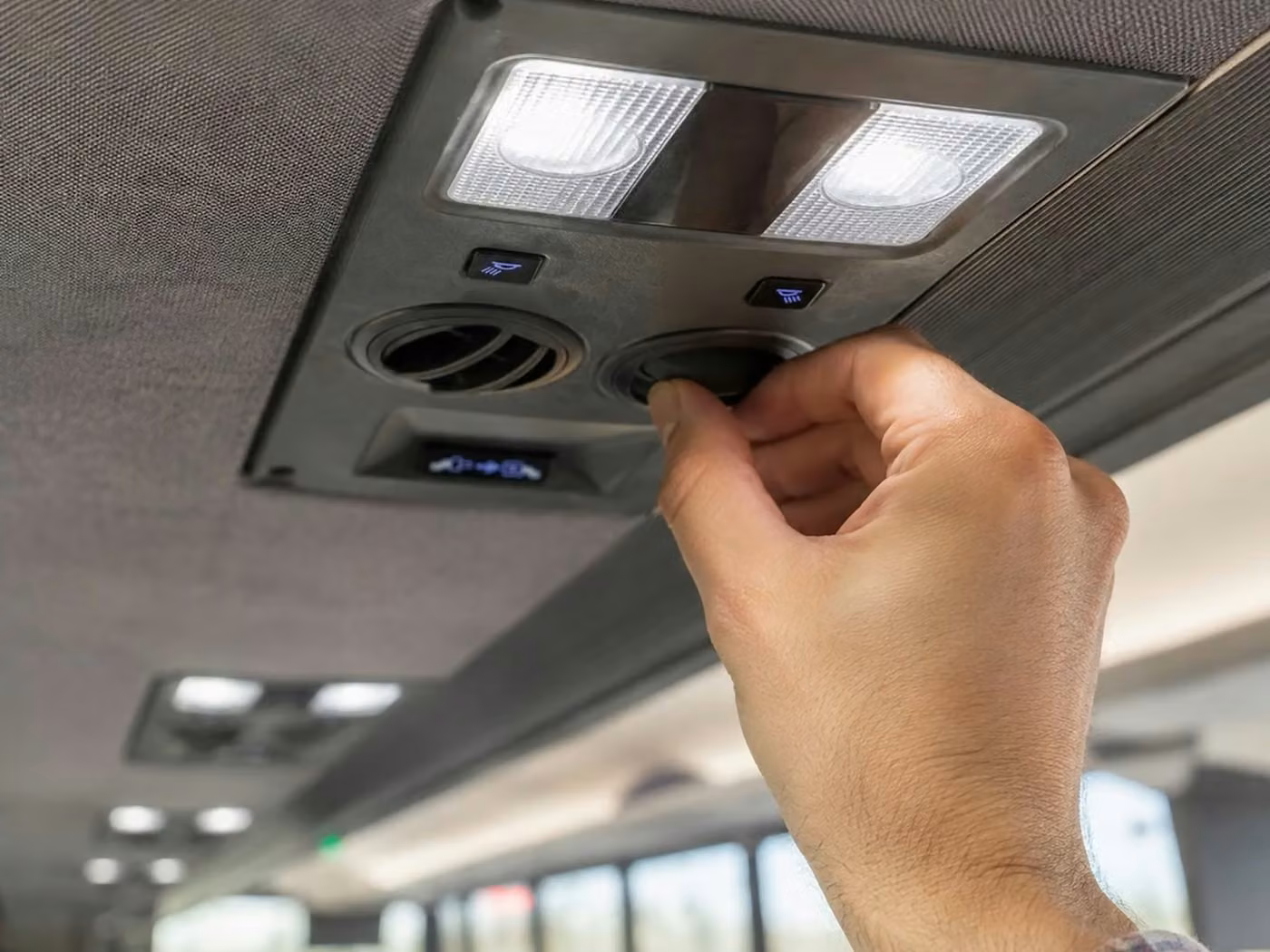 bell 25 passenger minibus air conditioning