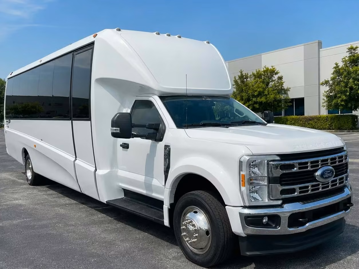 bell 25 passenger minibus rental