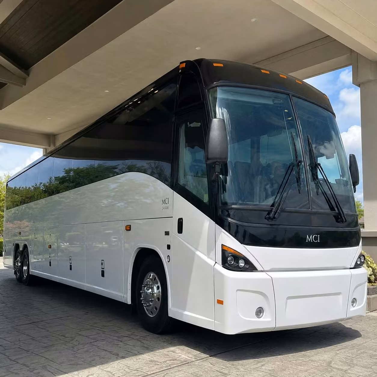 bell bus rentals for military balls ceremonies and recruitment