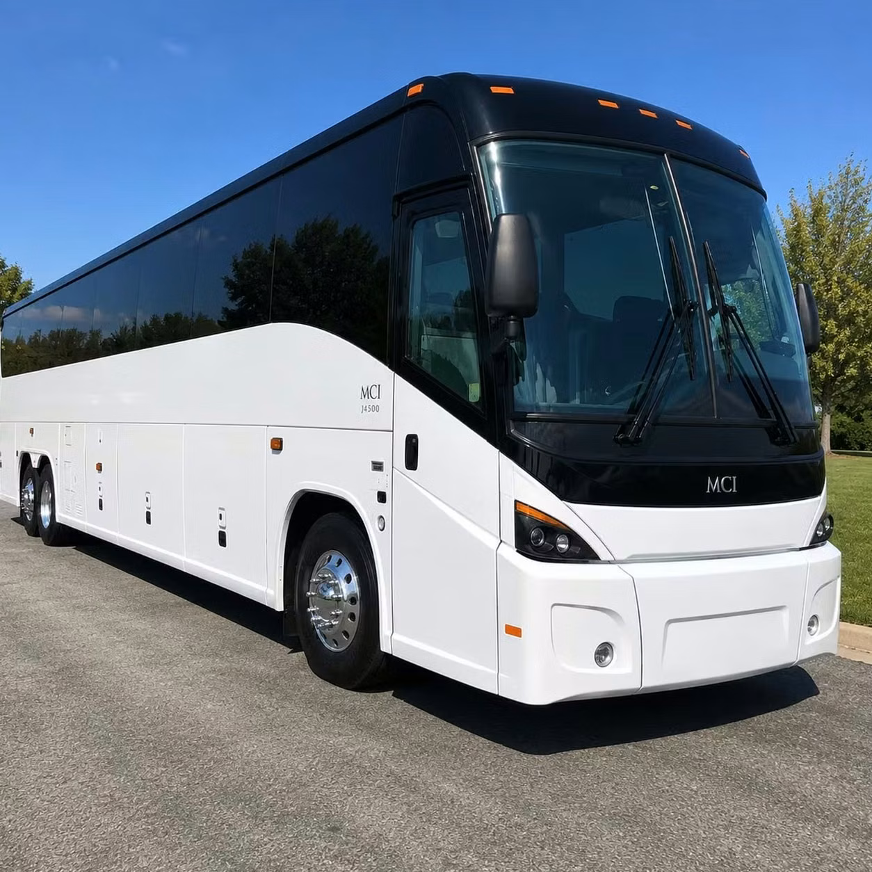 bell construction and remote worksite shuttle bus rentals